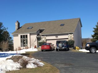 95 Meadows Rd, Lafayette, NJ 07848