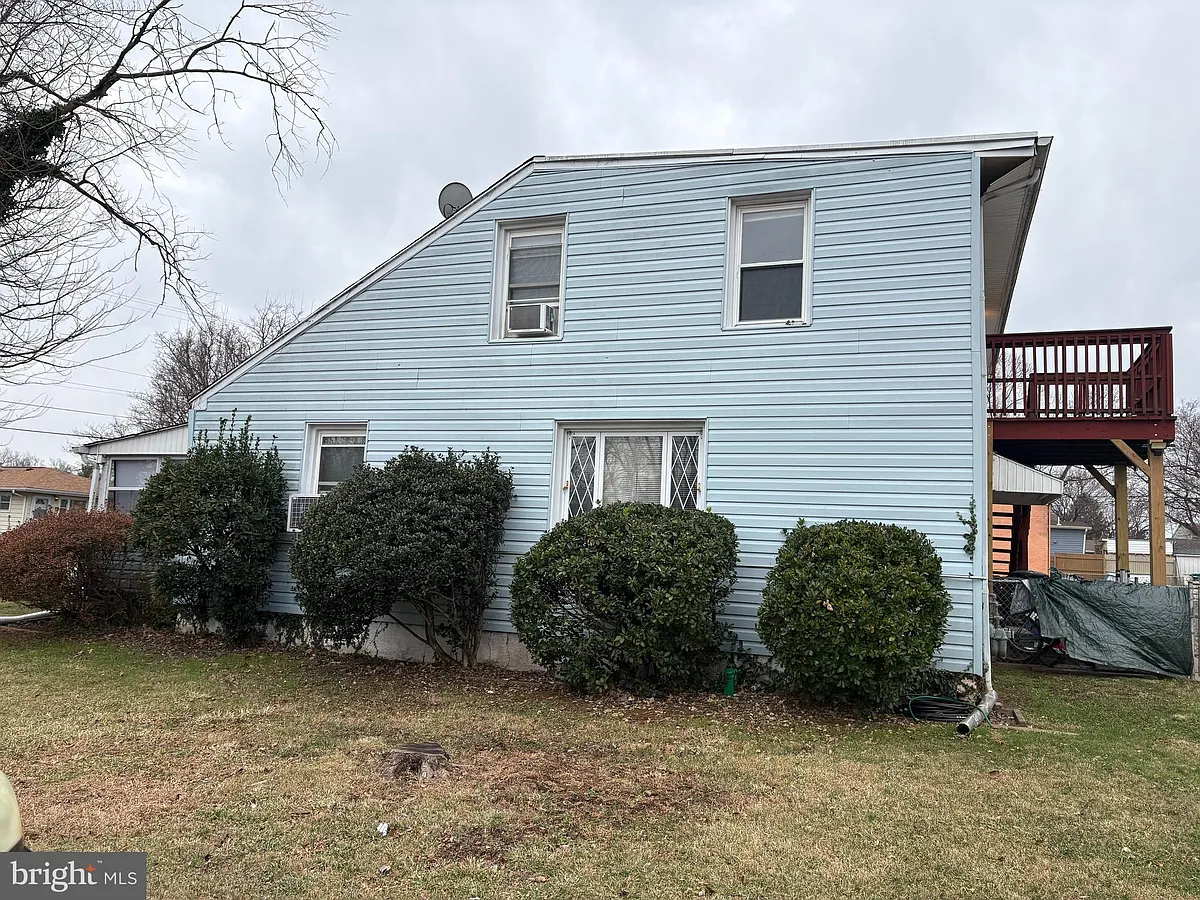 Building Photo - 1314 Dorchester Ave #B