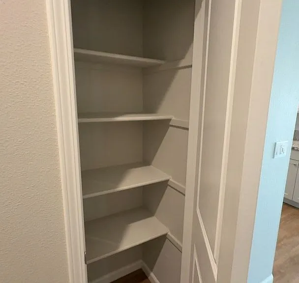 510 S Summit St #101-103 — Photo 9