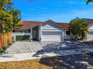 9637 SW 151st Ave, Miami, FL 33196