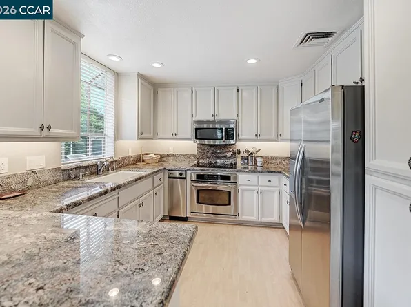 5910 Horsemans Canyon Dr APT 5C, Walnut Creek, CA 94595