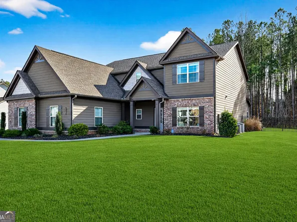 125 Atkins Ln, Fayetteville, GA 30215