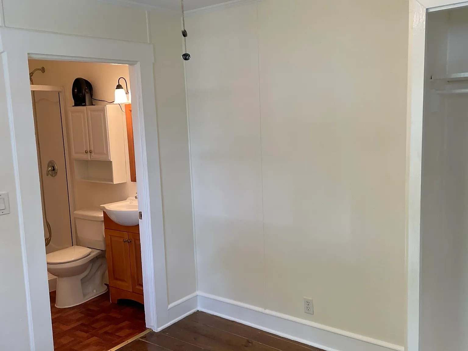 1 bed, 400 sqft, $1,700 — Photo 2