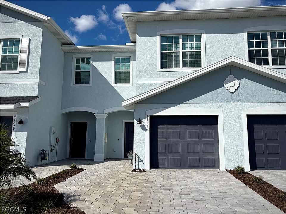 1st image of 44076 Bellamy Pl