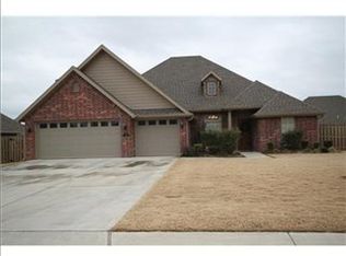 1710 Quailridge Way, Bentonville, AR 72713