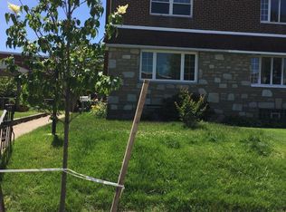 3006 Vista St, Philadelphia, PA 19152