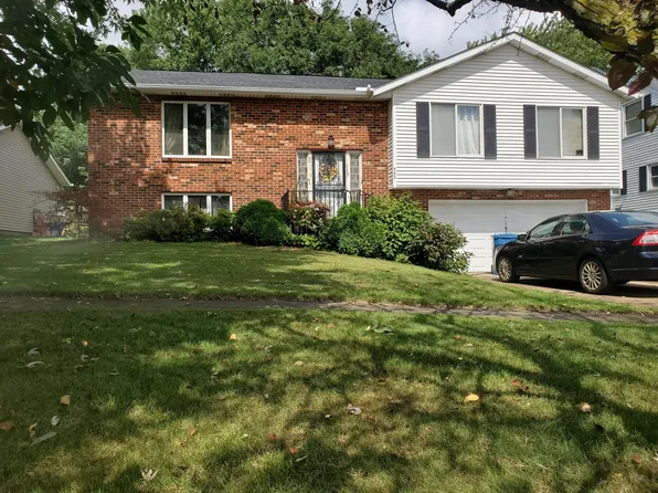 983 Branch Rd, Medina, OH 44256