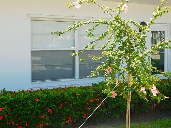 2nd image of 2800 Indian River Blvd APT B2