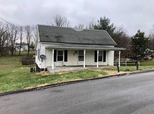 106 Race St, Carlisle, KY 40311