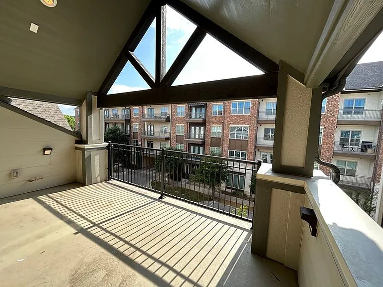 2775 Yellow Jasmine Ln — Photo 4