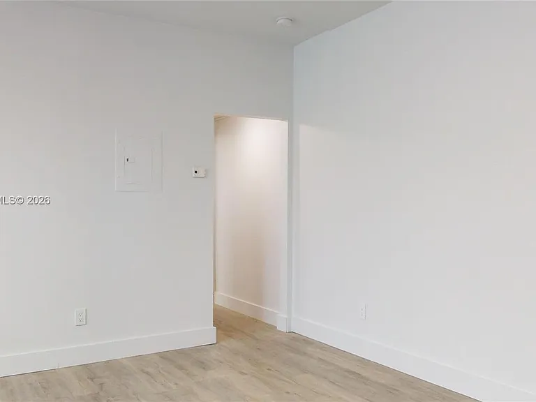 828 Pennsylvania Ave #7 — Photo 8