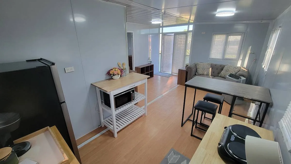 1 bed, 400 sqft, $1,275 — Photo 3