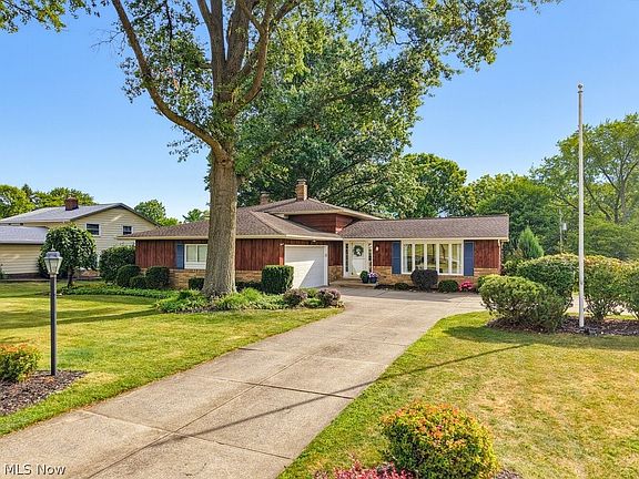 2nd image of 4963 Millwood Dr