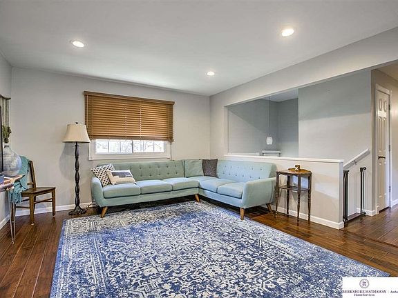 5th image of 730 Indian Hills Dr