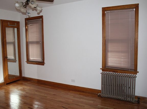 5th image of 4500 S Komensky Ave