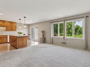 10436 Yorktown Ln N, Maple Grove, MN 55369