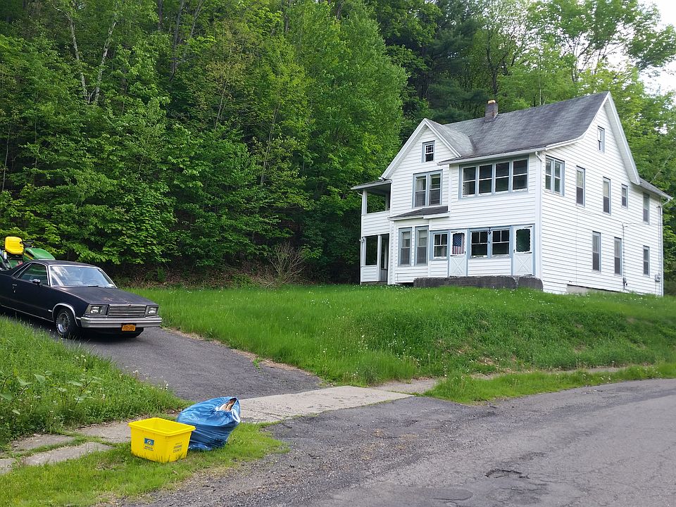 1st image of 29 Bayless Ave APT 2