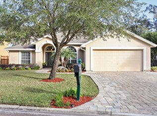 565 Hardeeville Ct, Jacksonville, FL 32218