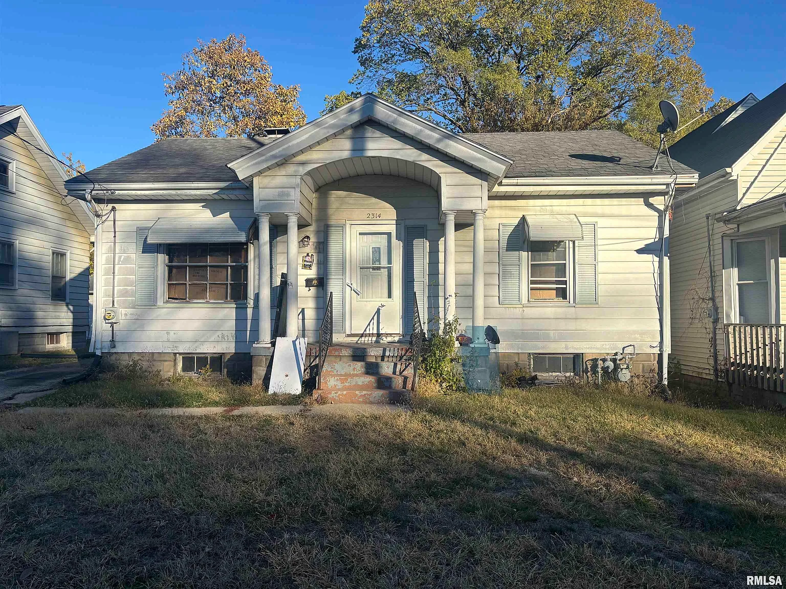 2314 N Ellis St photo 1