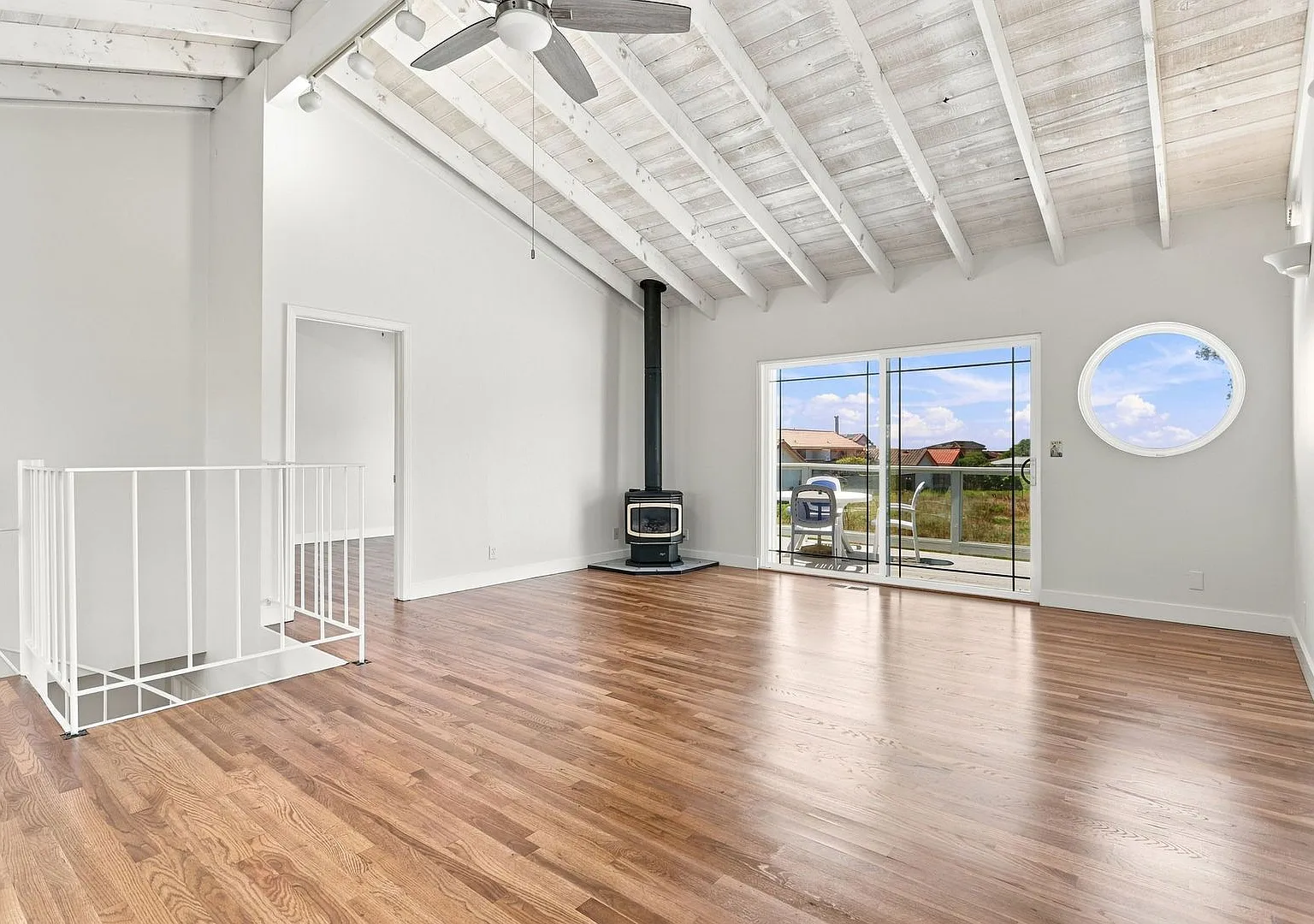 Beautiful 2-Bedroom La Selva Beach Home with Ocean Views — Photo 4