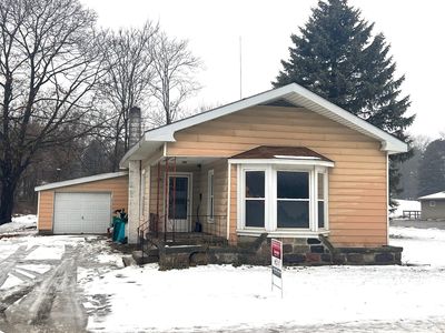 539 N Main St, Perry, MI, 48872
