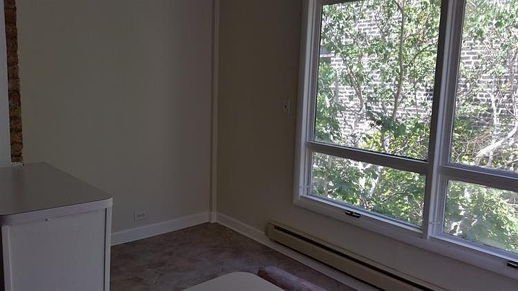 2nd image of 518 W Arlington Pl APT 2R