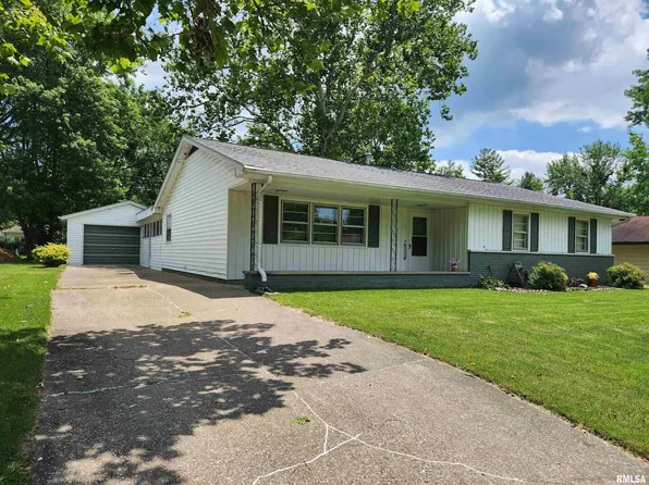 207 S Wedgewood Ln, Carbondale, IL 62901