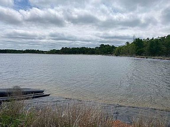 4th image of 786 E County Road 65