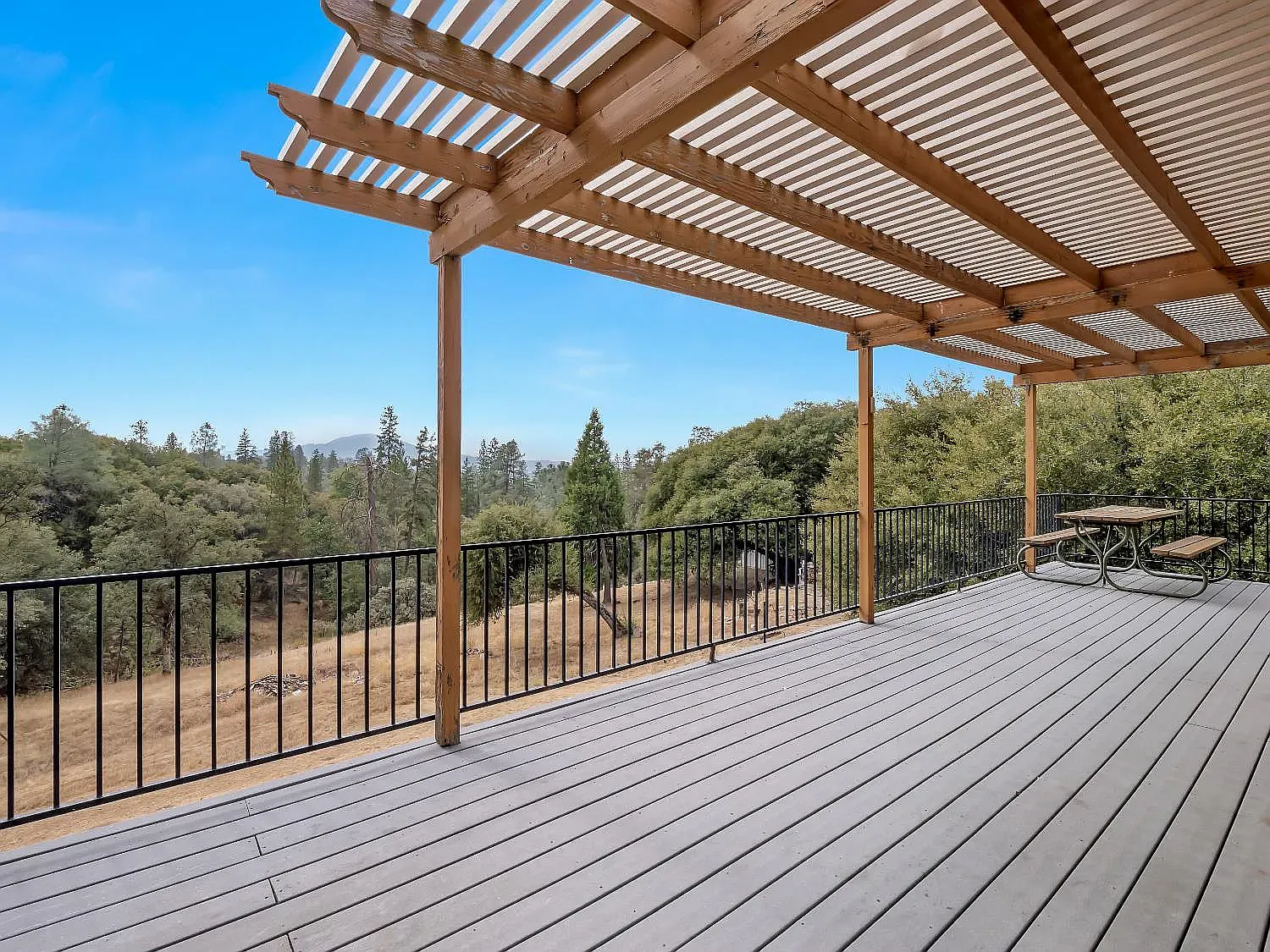 2 bed, 1500 sqft, $2,000 — Photo 4