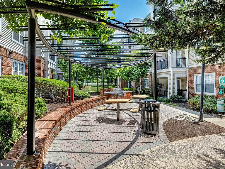 12921 Centre Park Cir #206 — Photo 5