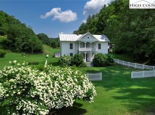 630 Spencer Branch Rd, Lansing, NC 28643