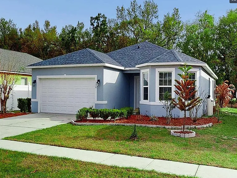 1156 Brenton Manor Dr — Photo 2