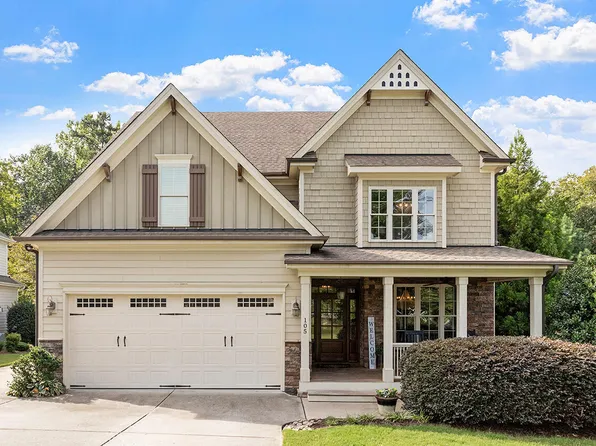 105 Sand Plover Ct, Holly Springs, NC 27540