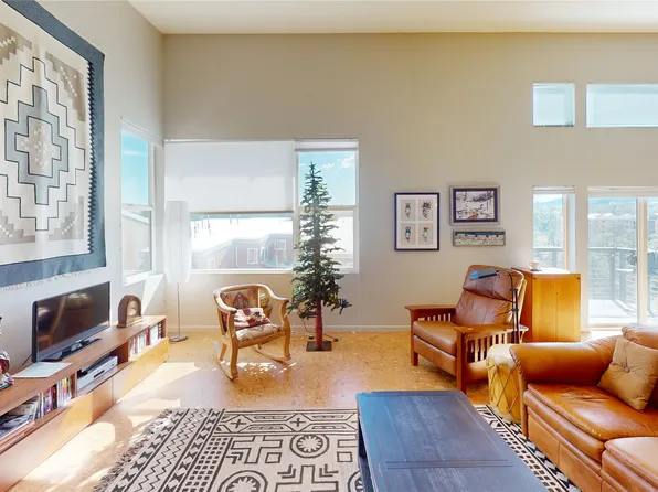 23 Canyon Vw #108, Los Alamos, NM 87544