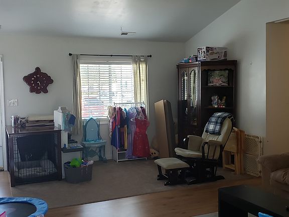 Living Room facing front