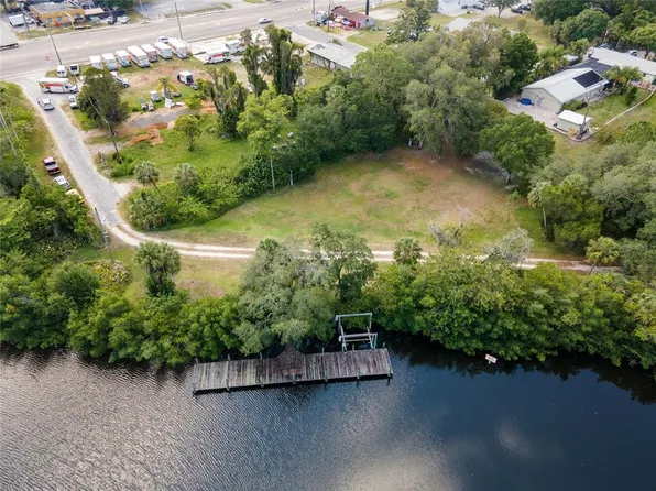 102 Dickman Dr SE Lot 374, Ruskin, FL 33570