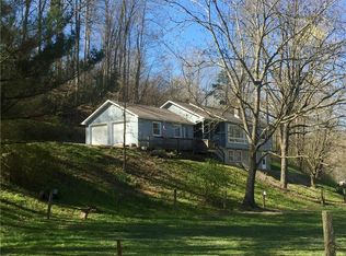517 Upper Schooner Rd, Nashville, IN 47448