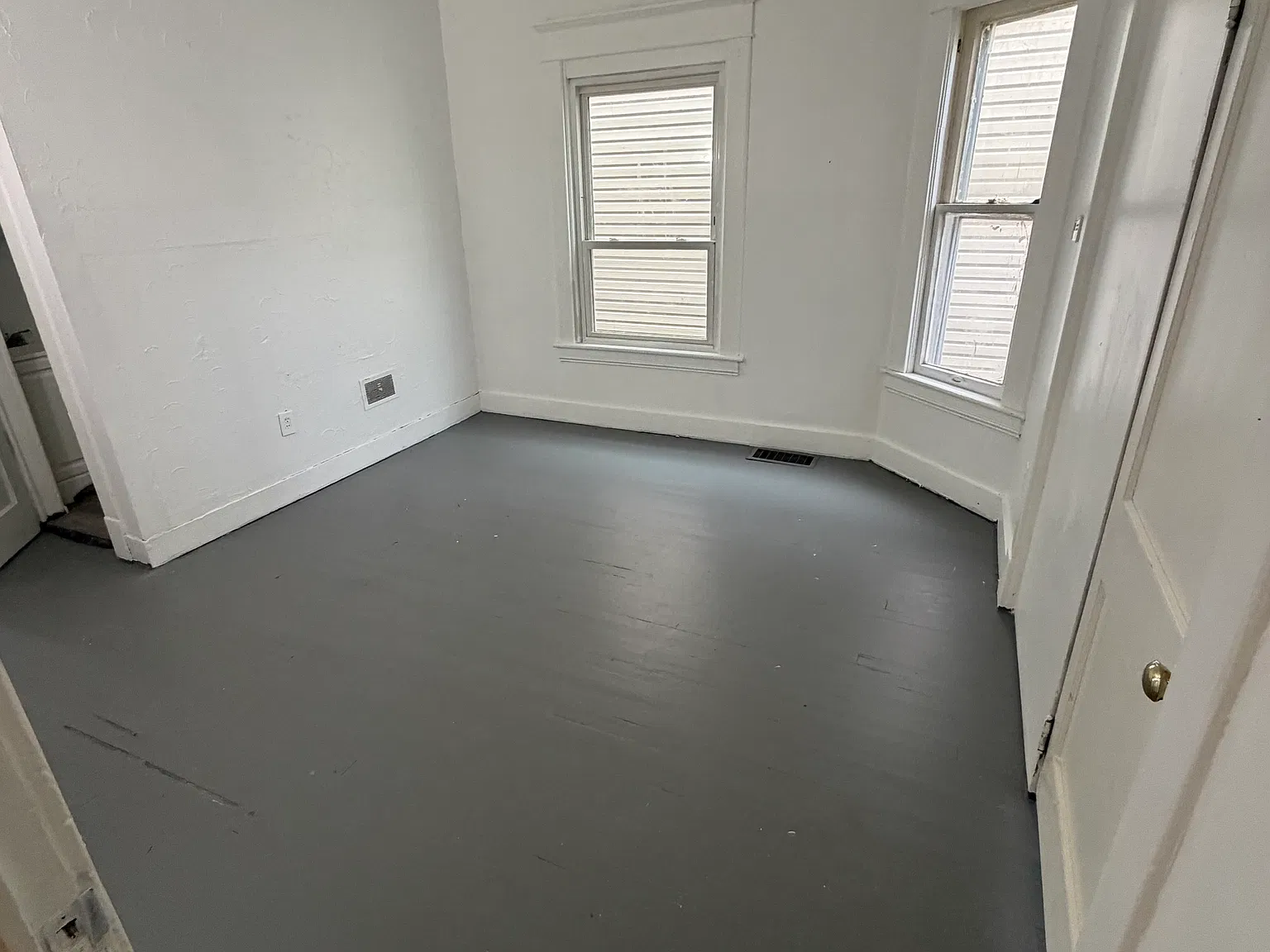 3 bed, 1111 sqft, $1,650 — Photo 3