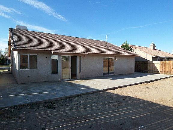 5th image of 14240 La Mirada St