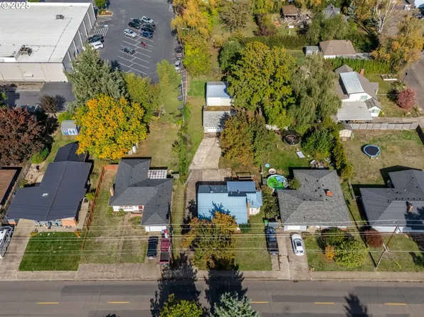 629 NE 19th St, McMinnville, OR 97128