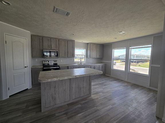 4th image of 141 Goldwater Dr #444