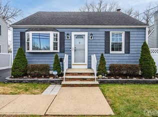 30 Vaughn Ave, Spotswood, NJ
