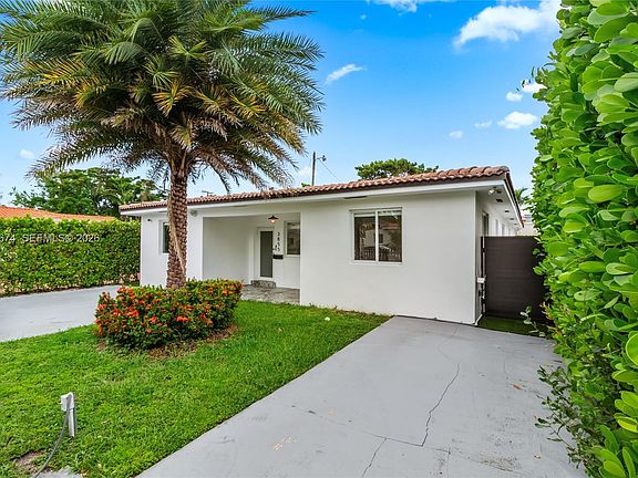 5th image of 3855 SW 1st St
