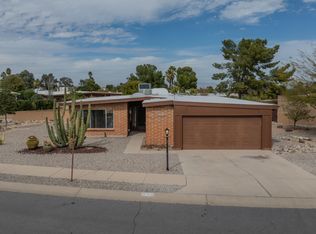 434 W Rio Santa Cruz, Green Valley, AZ 85614