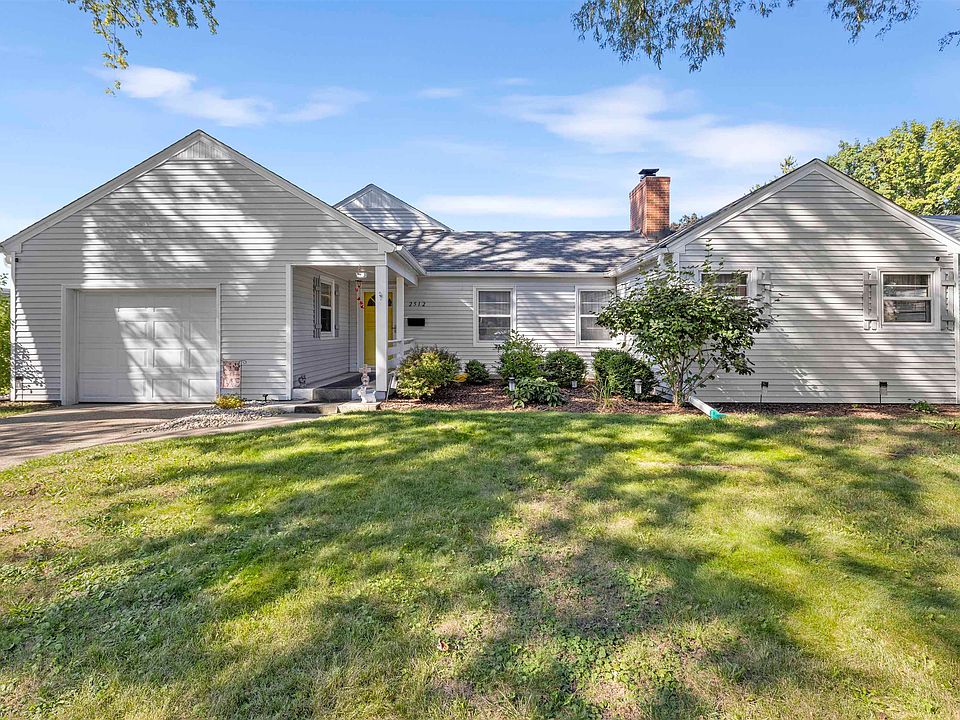 1st image of 2512 Barrington Pl
