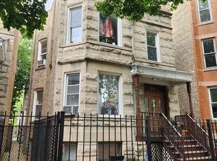 1918 N Spaulding Ave APT 2R, Chicago, IL 60647