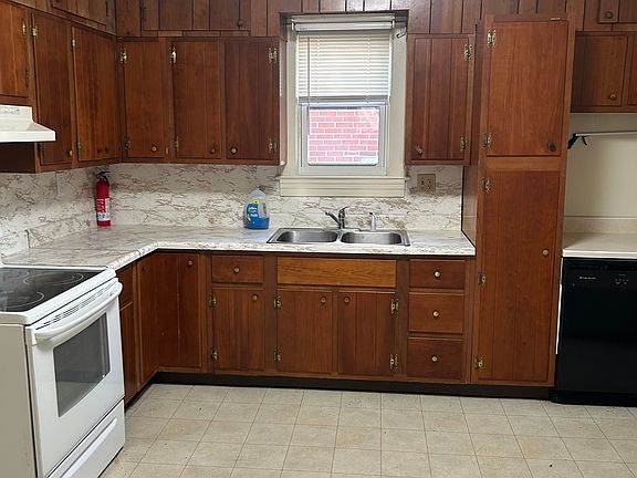 5th image of 1146 Pechin Ave SE