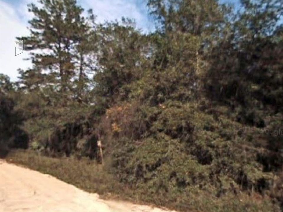 2nd image of 212 Oklahoma Ave