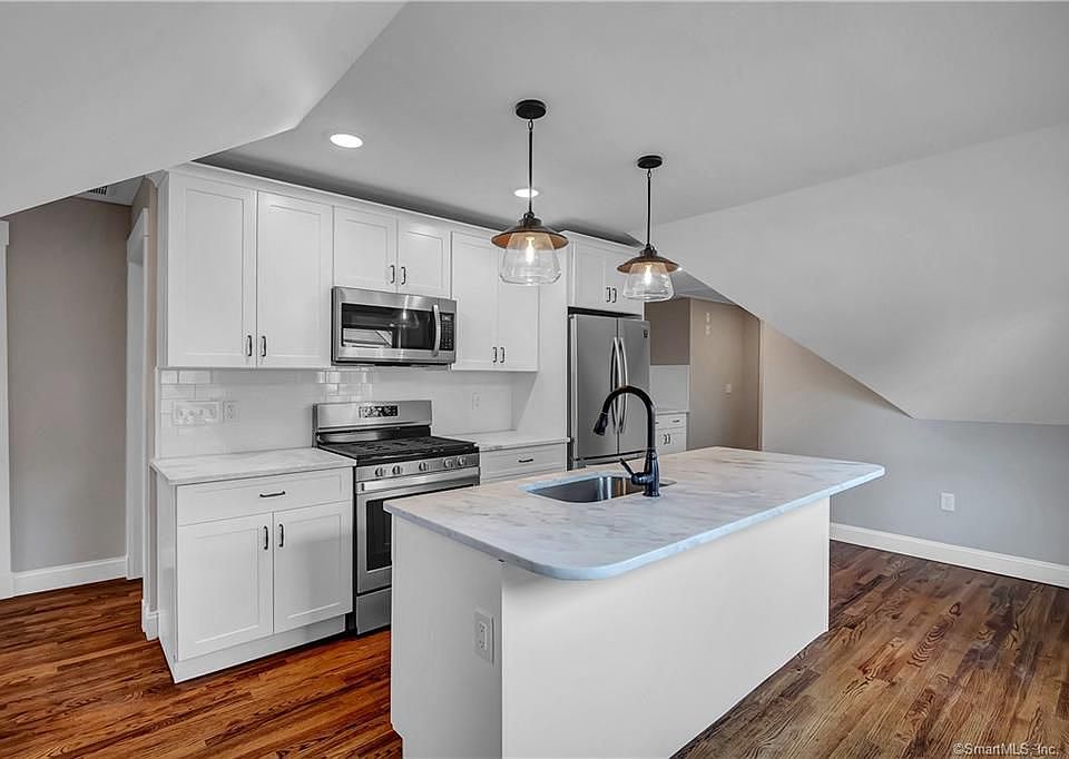 1st image of 188 Fountain St #3