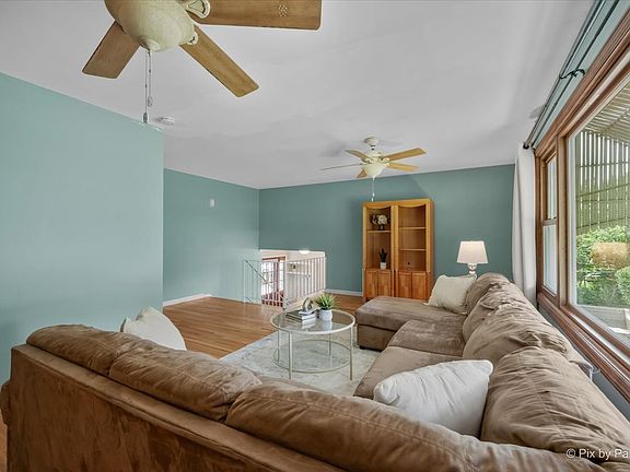4th image of 638 Sussex Ln